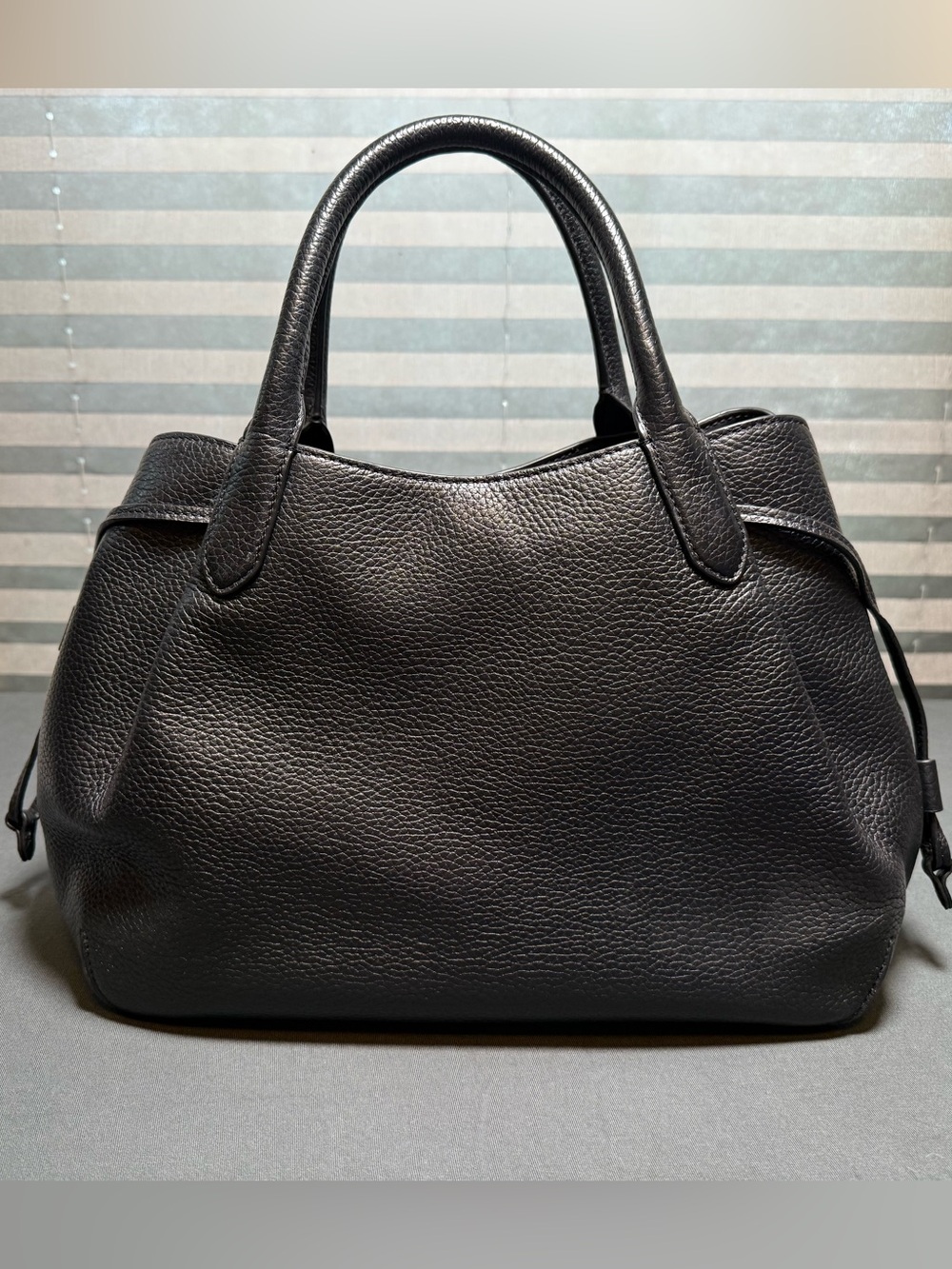 Kate Spade large dumpling in black - Picture 3 of 10